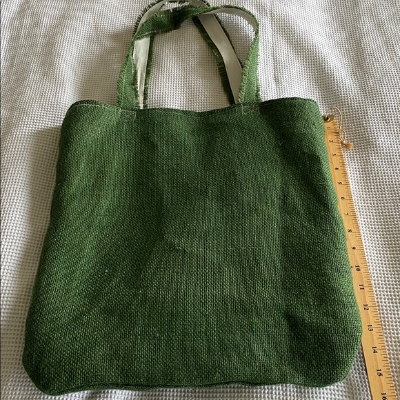 Handcrafted Green and Pink Heart Tote Bag made out of Vintage Hook Rug & Burlap. - Picture 4 of 4
